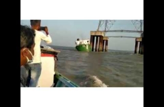 Small ship sinking in Indian waters